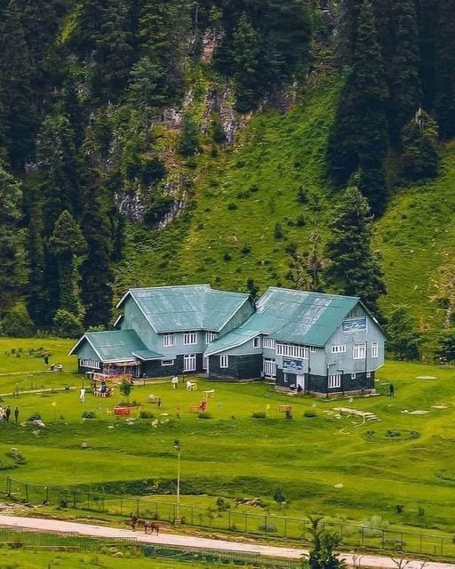 Aru Valley